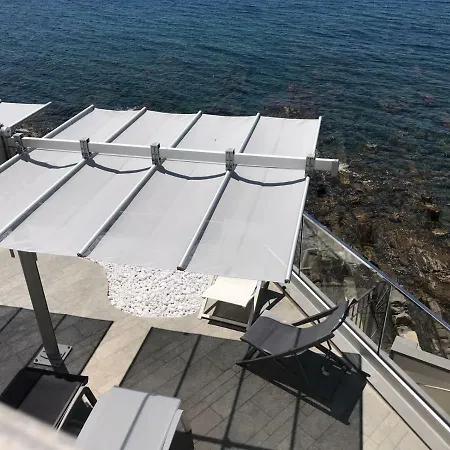 Cosi Com E Quercianella Bed & Breakfast *